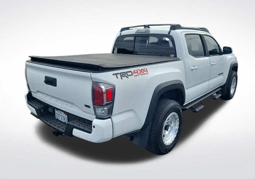 2021 Toyota Tacoma TRD Off Road V6 photo 2