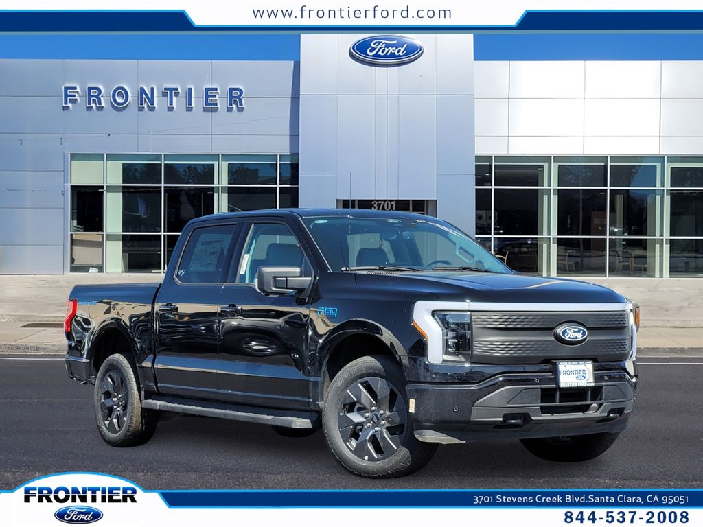 2025 Ford F-150 Lightning Flash's photo