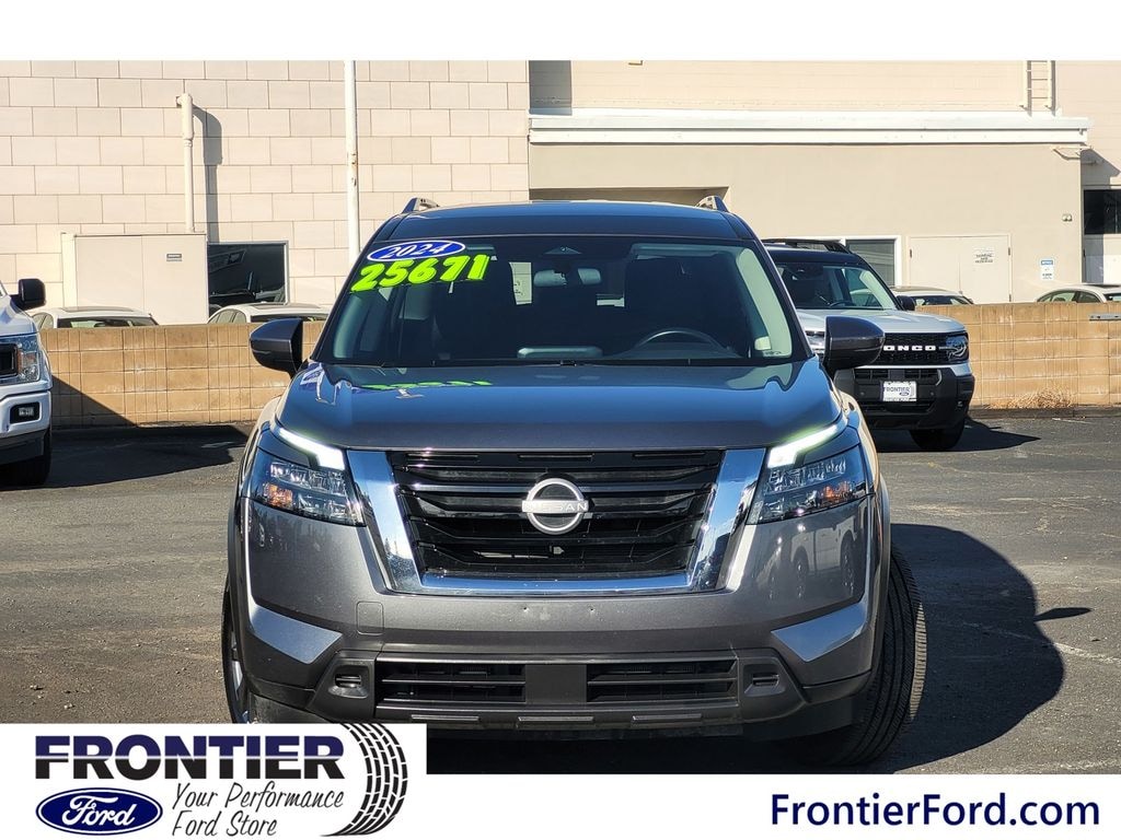 Used 2024 Nissan Pathfinder SV SUV