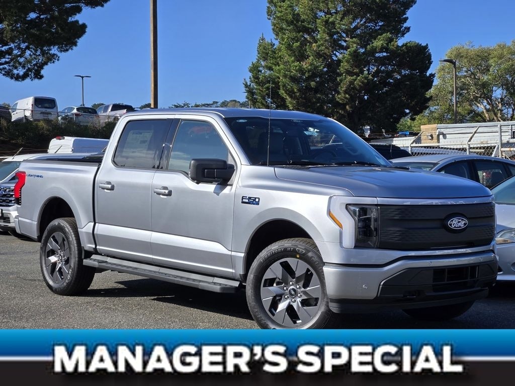 2025 Ford F-150 Flash 4x4 SuperCrew 5-1/2 Box's photo