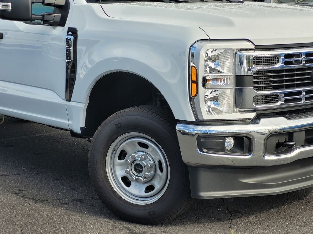 New 2024 Ford F-350 Chassis F-350 XL Truck Super Cab