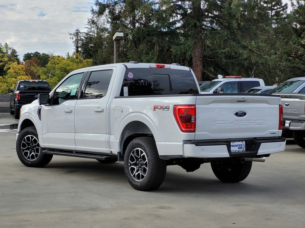 2023 Ford F-150 XLT photo 4