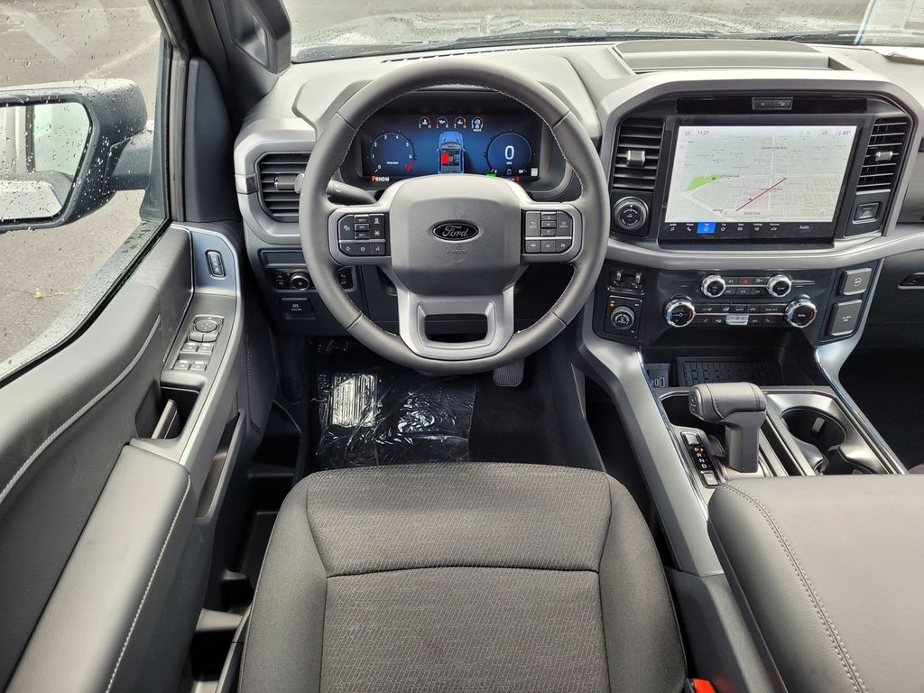 2025 Ford F-150 XLT - Photo 7