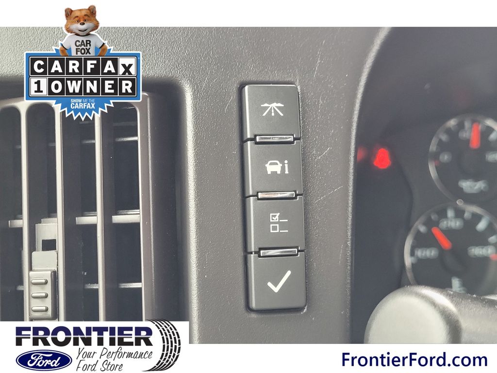 2024 Chevrolet Express Passenger LT - Photo 19