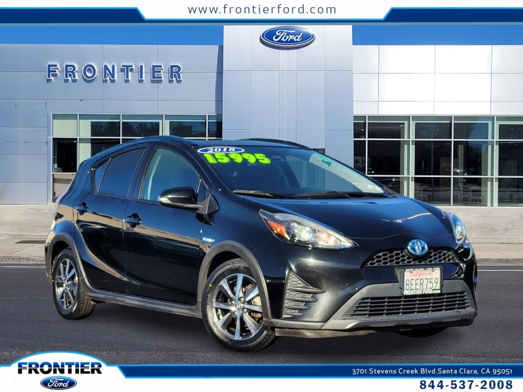 2018 Toyota Prius c Three's photo