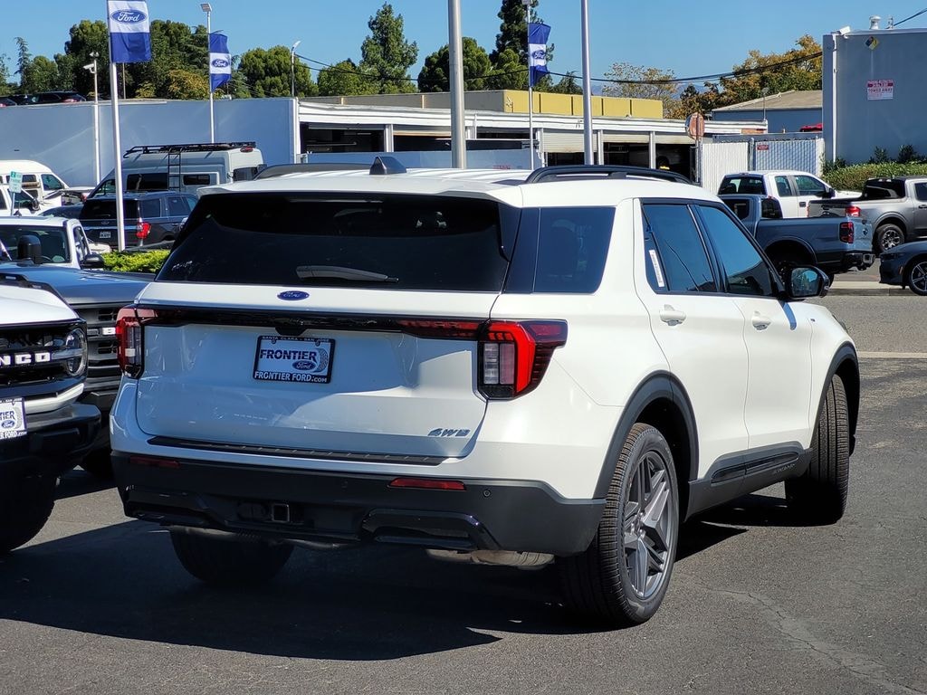 New 2025 Ford Explorer ST-Line SUV