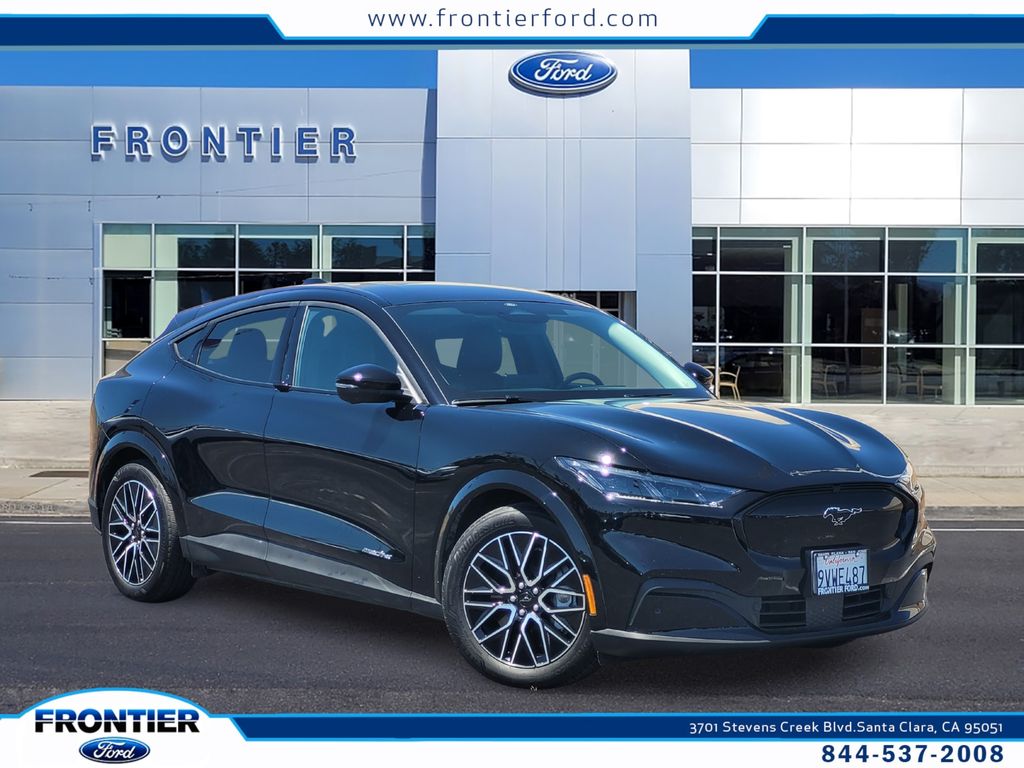 2025 Ford Mustang-Mach-e Premium's photo