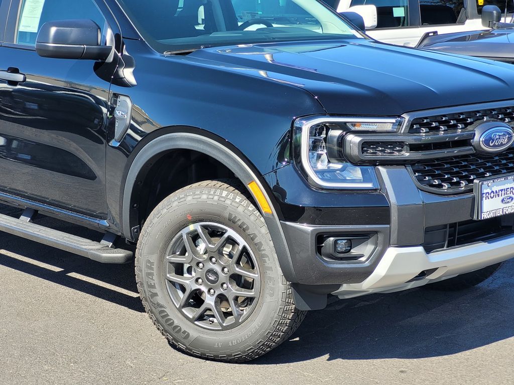 2025 Ford Ranger XLT photo 3