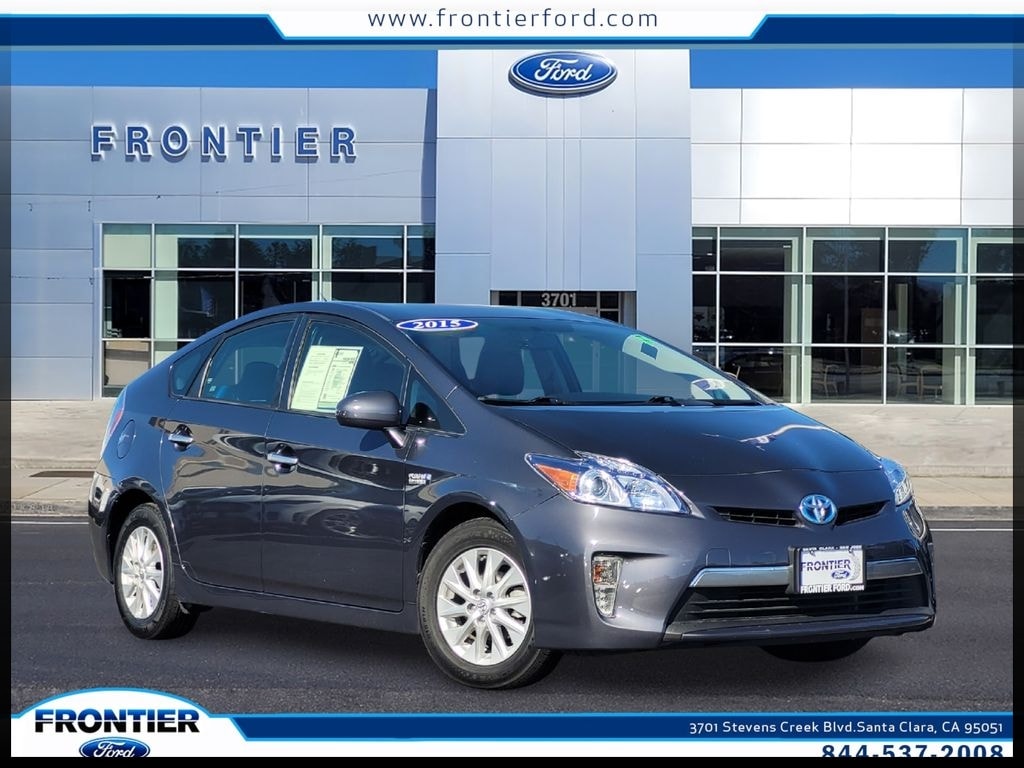 2015 Toyota Prius Plug-In Advanced's photo