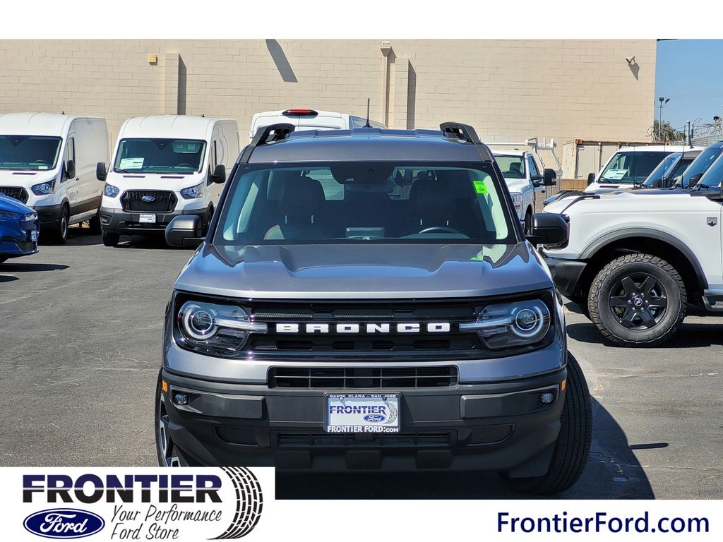 2023 Ford Bronco Sport Outer Banks photo 3
