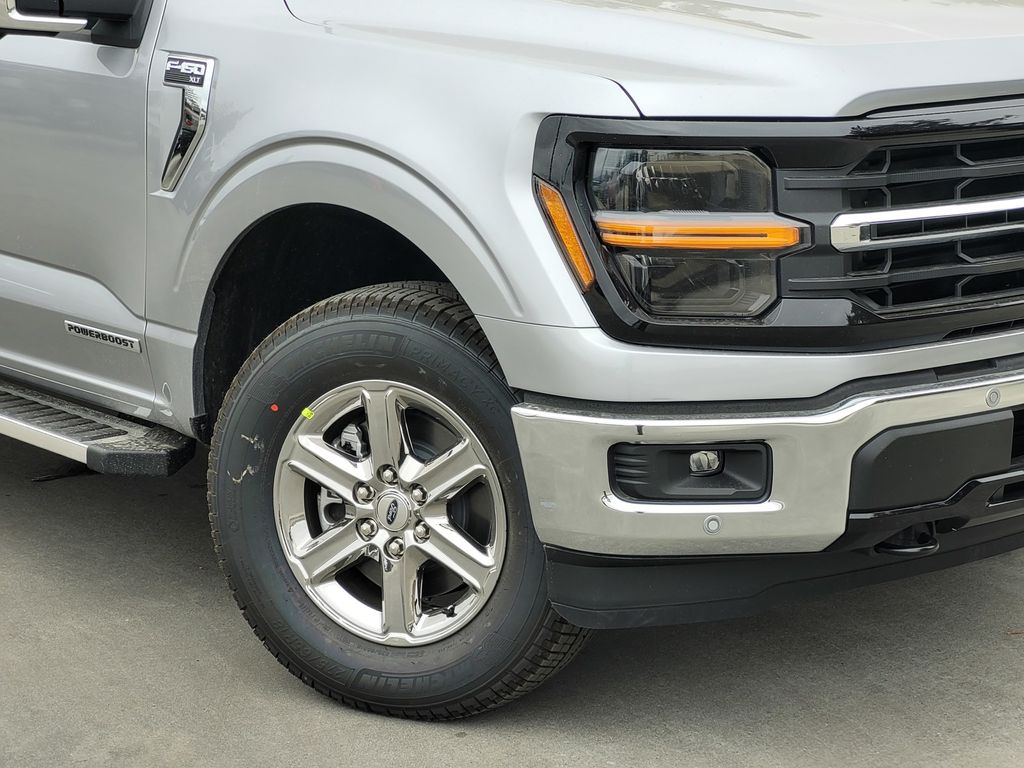2025 Ford F-150 XLT photo 3