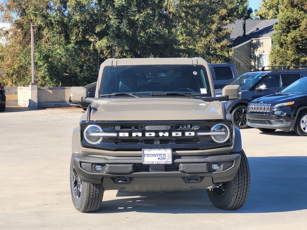 New 2025 Ford Bronco Outer Banks SUV