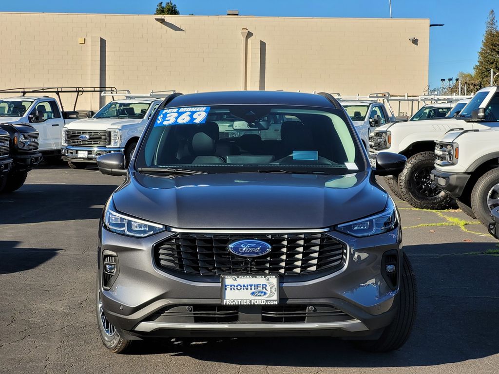 2025 Ford Escape Titanium photo 2