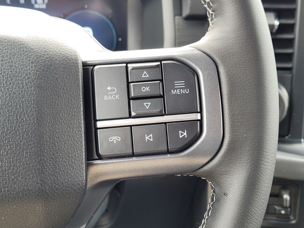 2025 Ford F-150 XLT - Photo 17