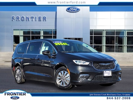 2023 Chrysler Pacifica Plug-In Hybrid Touring L Van Passenger Van