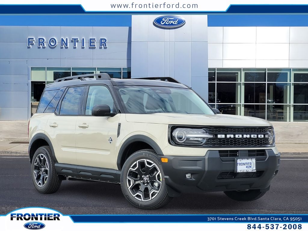 2025 Ford Bronco Sport Outer Banks's photo