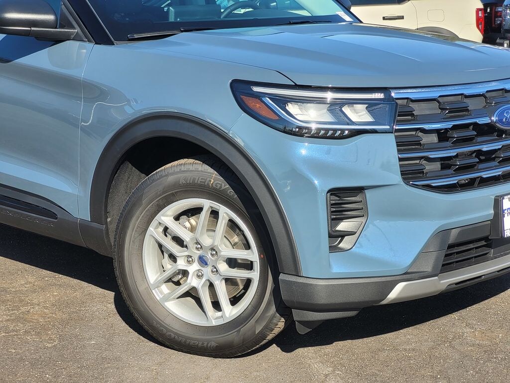 New 2026 Ford Explorer Active SUV