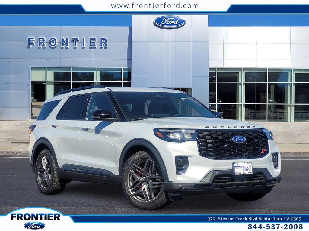 2026 Ford Explorer ST 4WD's photo
