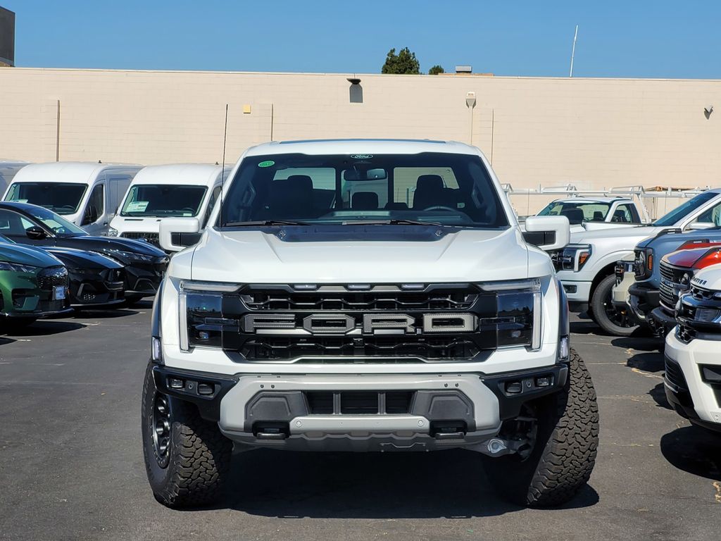 2025 Ford F-150 Raptor photo 2