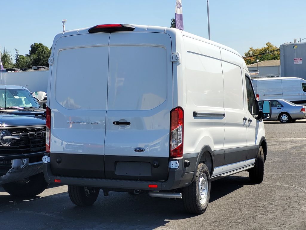 2025 Ford Transit Cargo Van photo 4