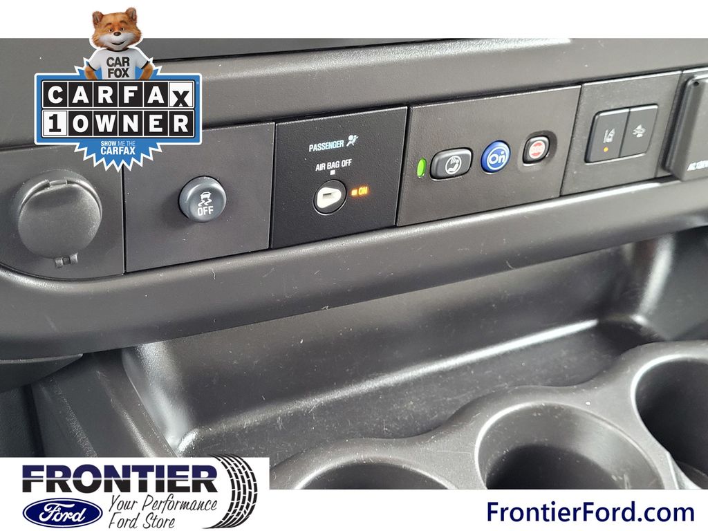 2024 Chevrolet Express Passenger LT - Photo 13