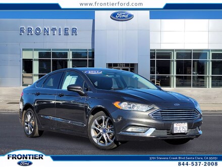 2017 Ford Fusion SE Sedan