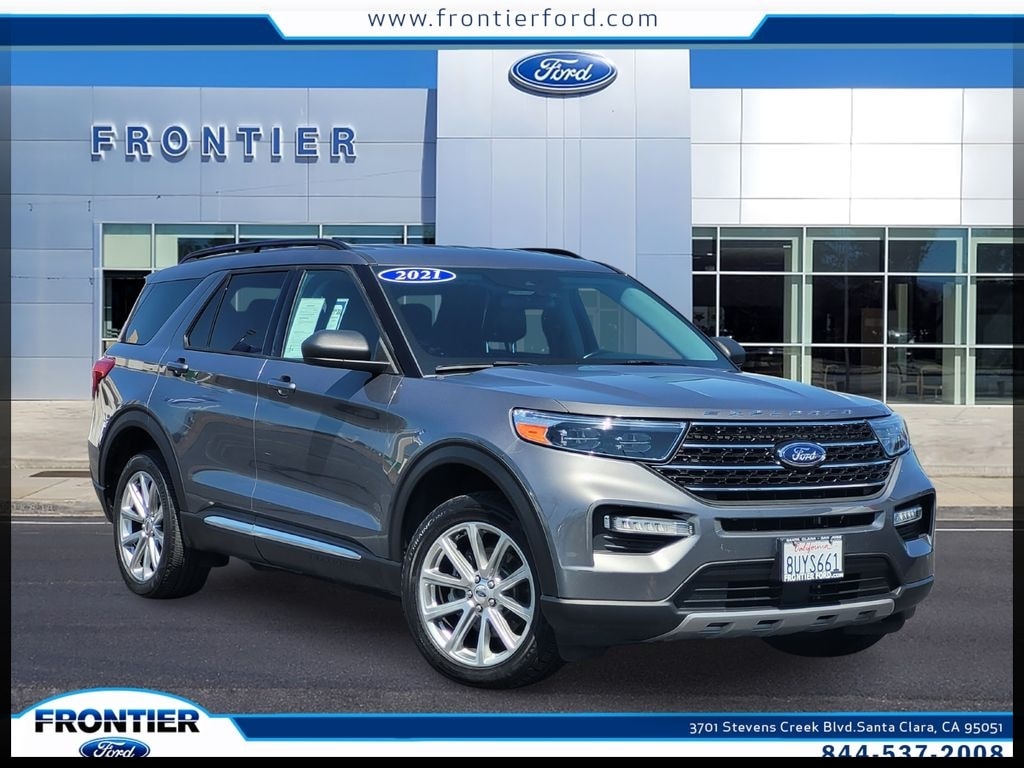 2021 Ford Explorer XLT 4WD's photo