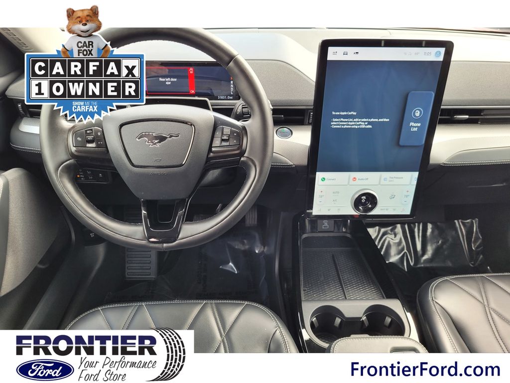 2021 Ford Mustang Mach-E Select photo 3