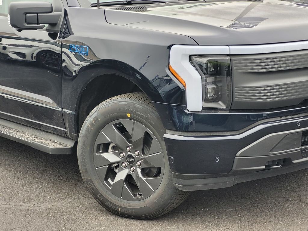 New 2025 Ford F-150 Lightning Flash Truck SuperCrew Cab