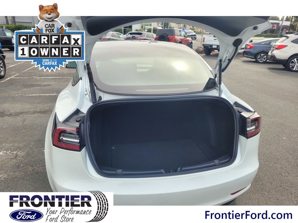 2023 Tesla Model 3 Base photo 6