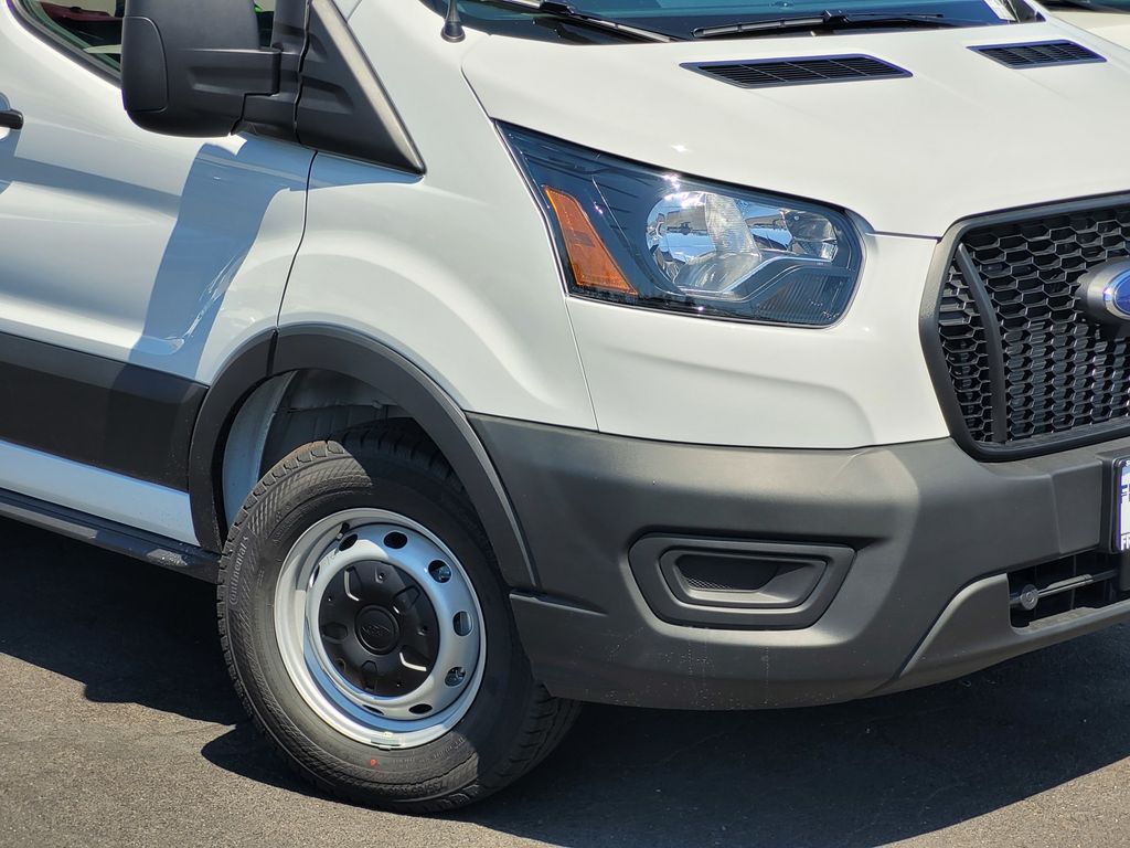 2025 Ford Transit Cargo Van photo 3