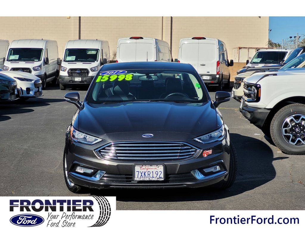 2017 Ford Fusion SE Plug-In Hybrid photo 3