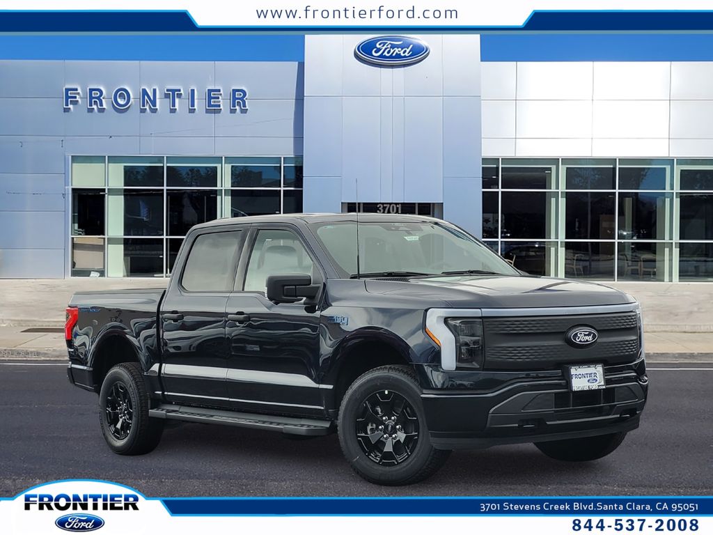 2025 Ford F-150 Lightning XLT's photo