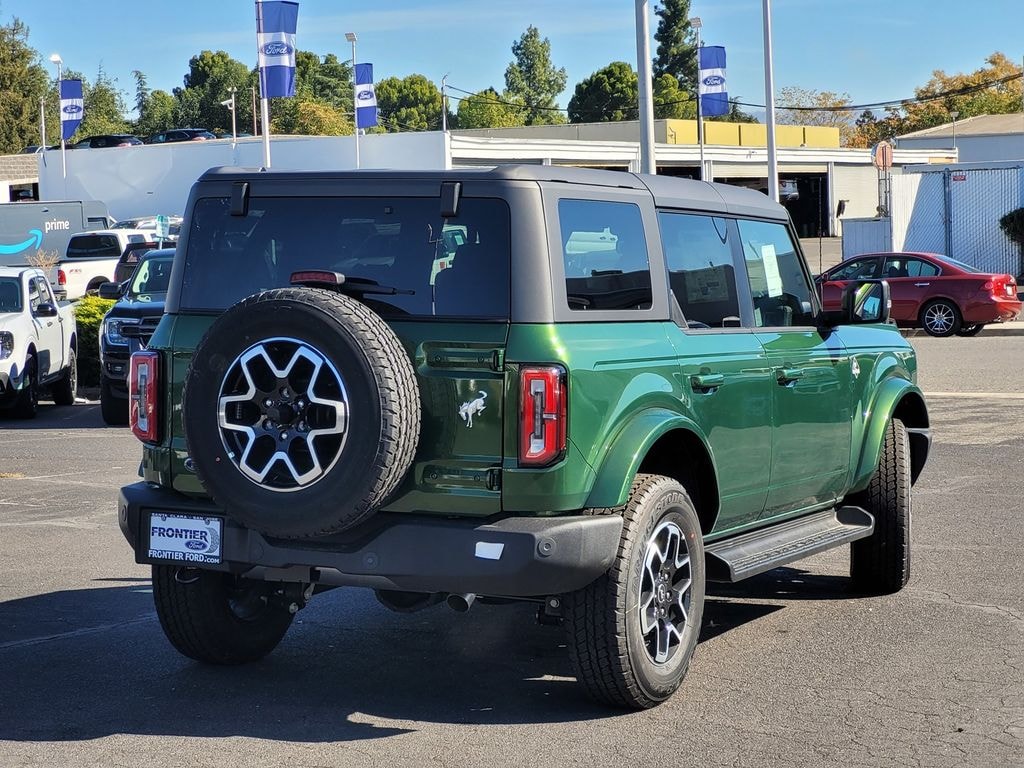 New 2025 Ford Bronco Outer Banks SUV