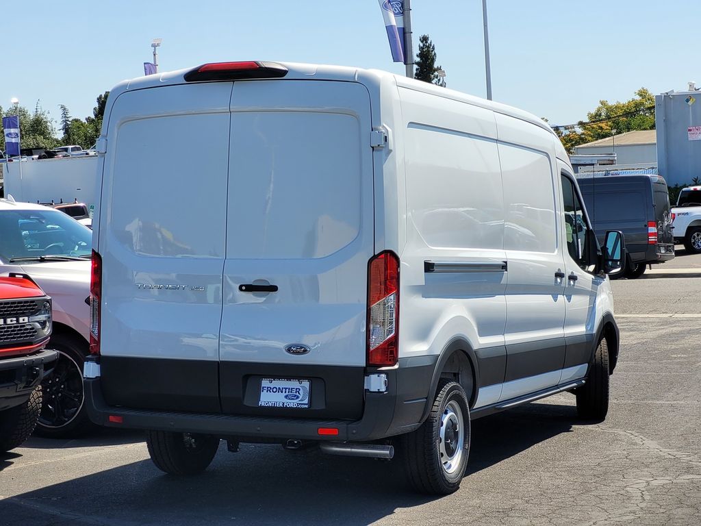 2025 Ford Transit Cargo Van photo 4