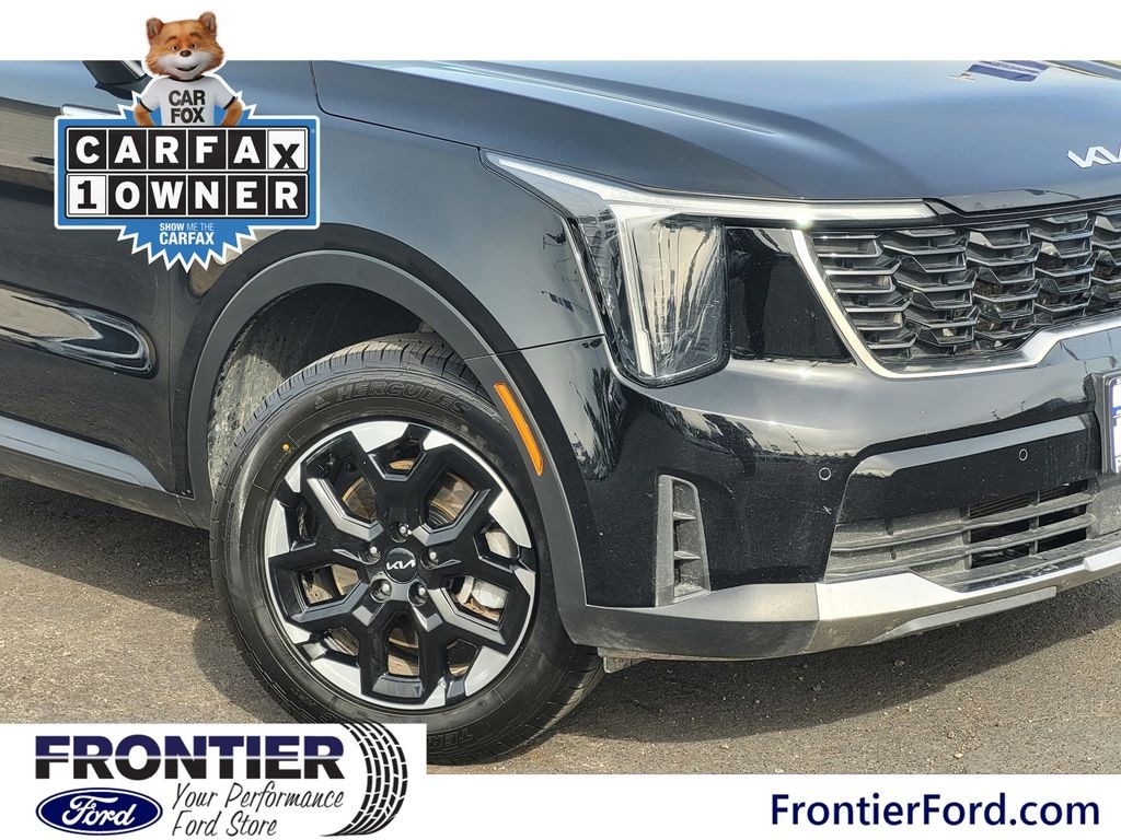 Used 2024 Kia Sorento S SUV