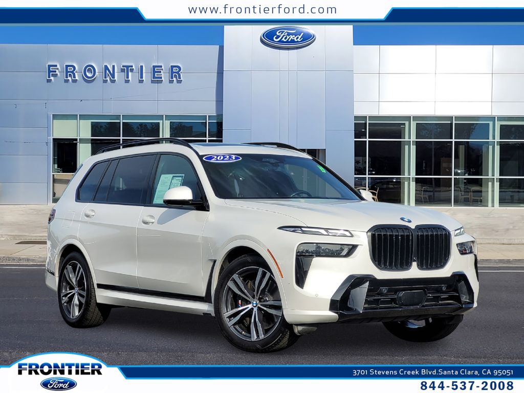 2023 BMW X7