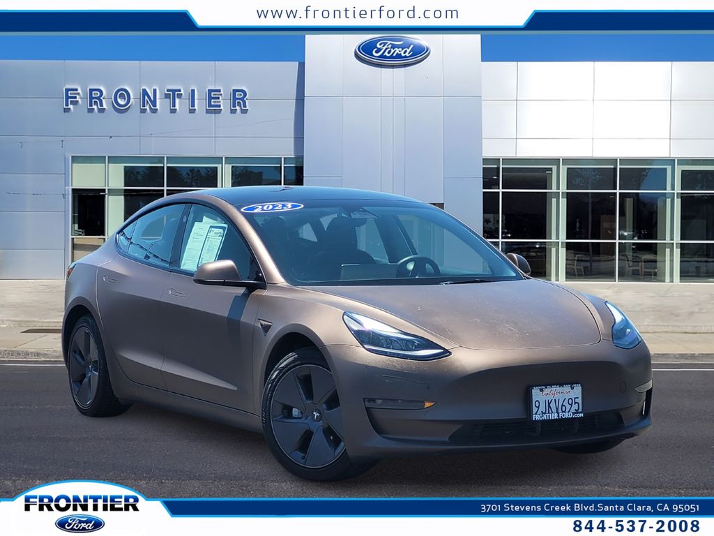 2023 Tesla Model 3 -'s photo