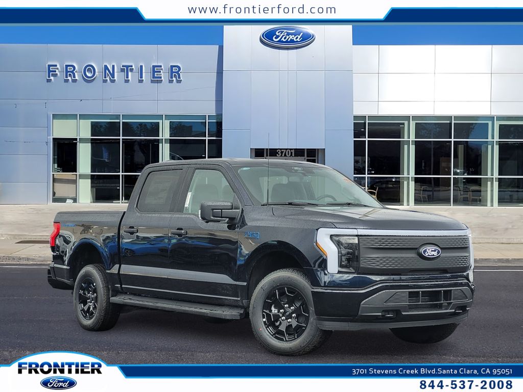 2025 Ford F-150 Lightning XLT's photo