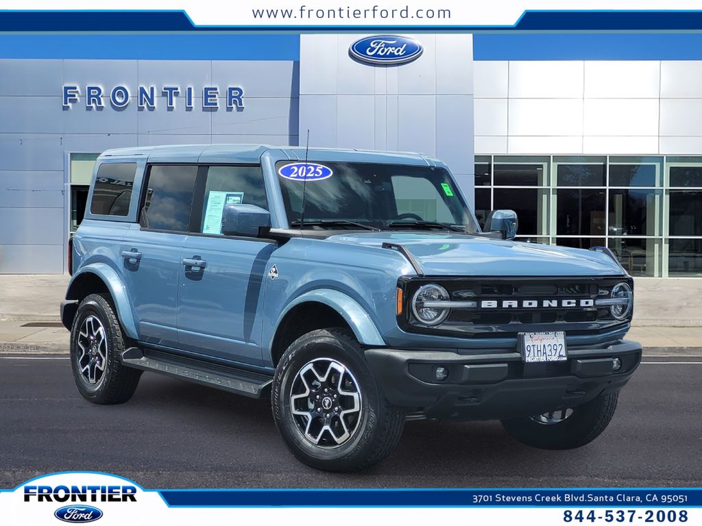 2025 Ford Bronco Outer Banks 4x4's photo
