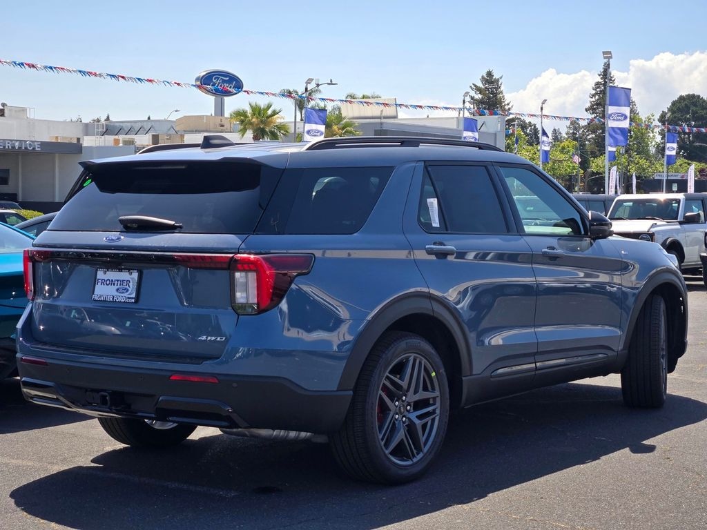 New 2026 Ford Explorer ST-Line SUV