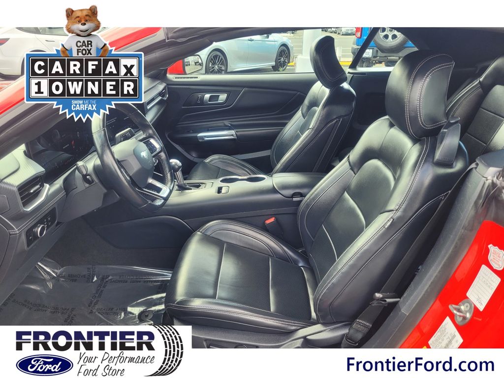 2024 Ford Mustang photo 3