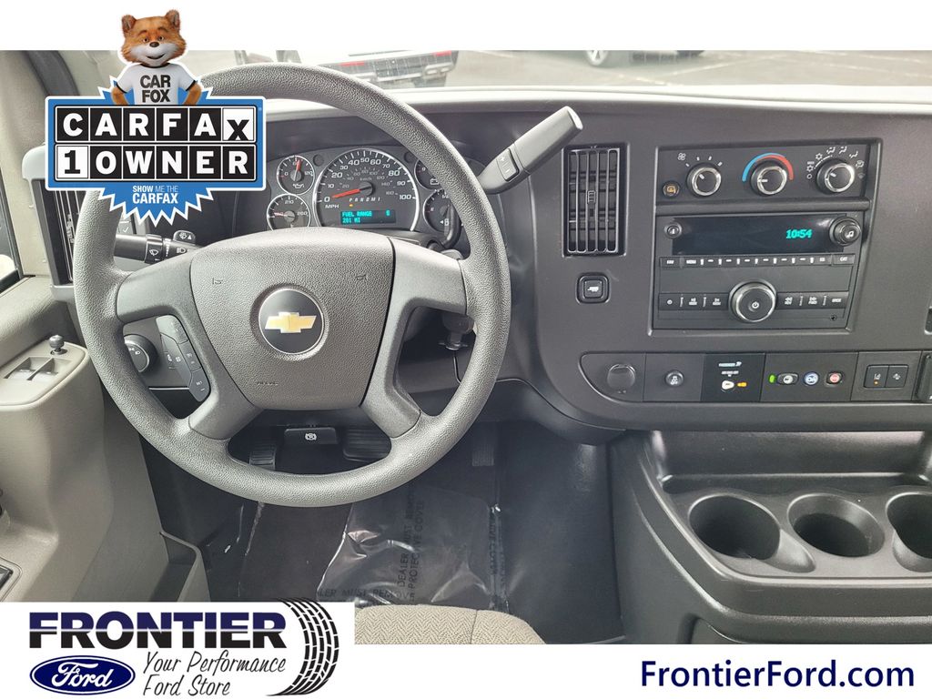 2024 Chevrolet Express Passenger LT - Photo 8