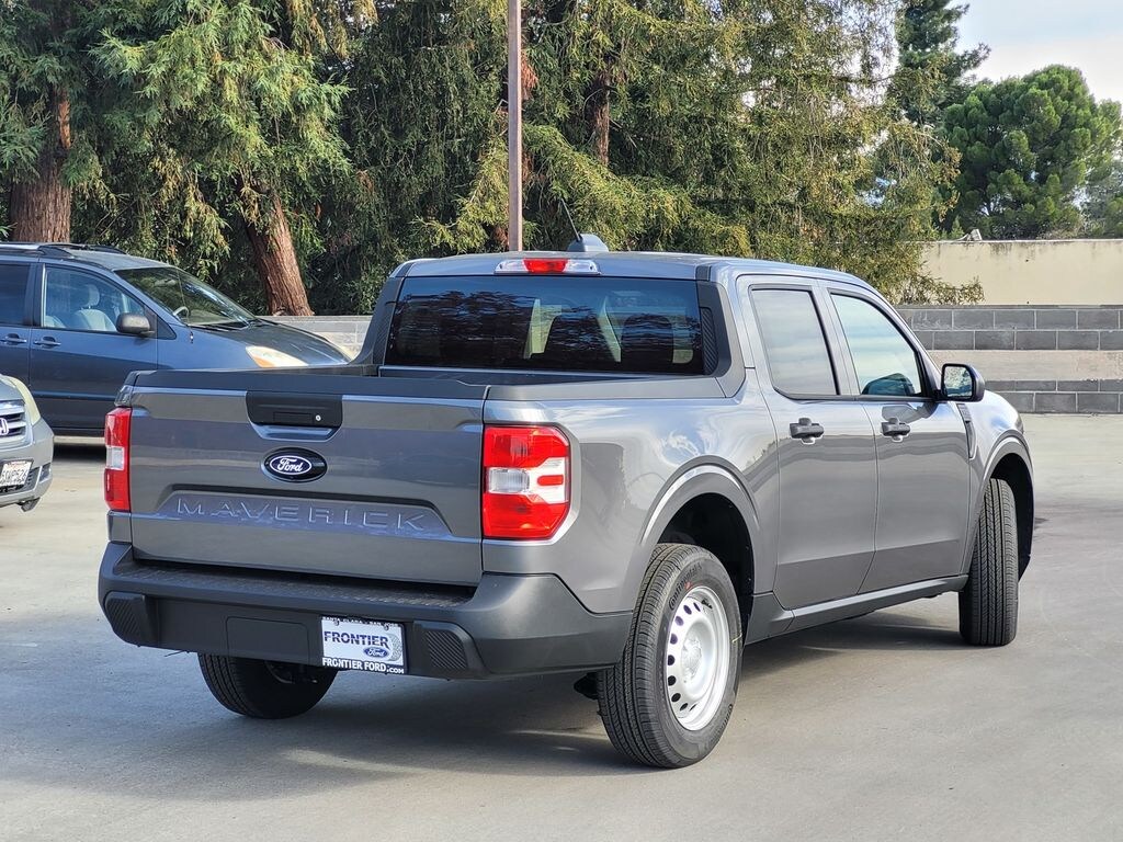 New 2025 Ford Maverick XL Truck SuperCrew