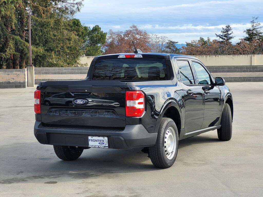 New 2026 Ford Maverick XL Truck SuperCrew