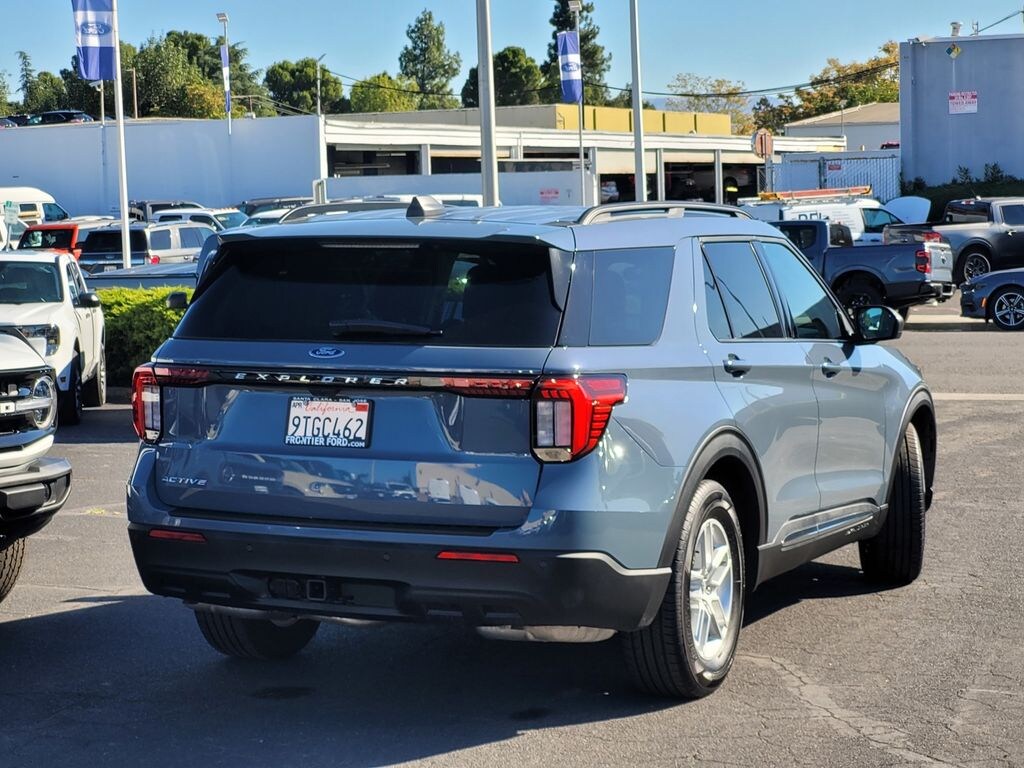 Used 2025 Ford Explorer Active SUV