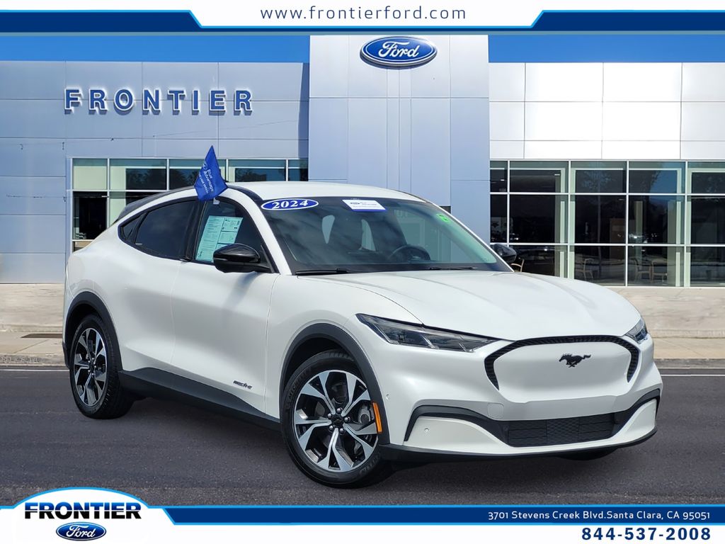 2024 Ford Mustang-Mach-e Select's photo