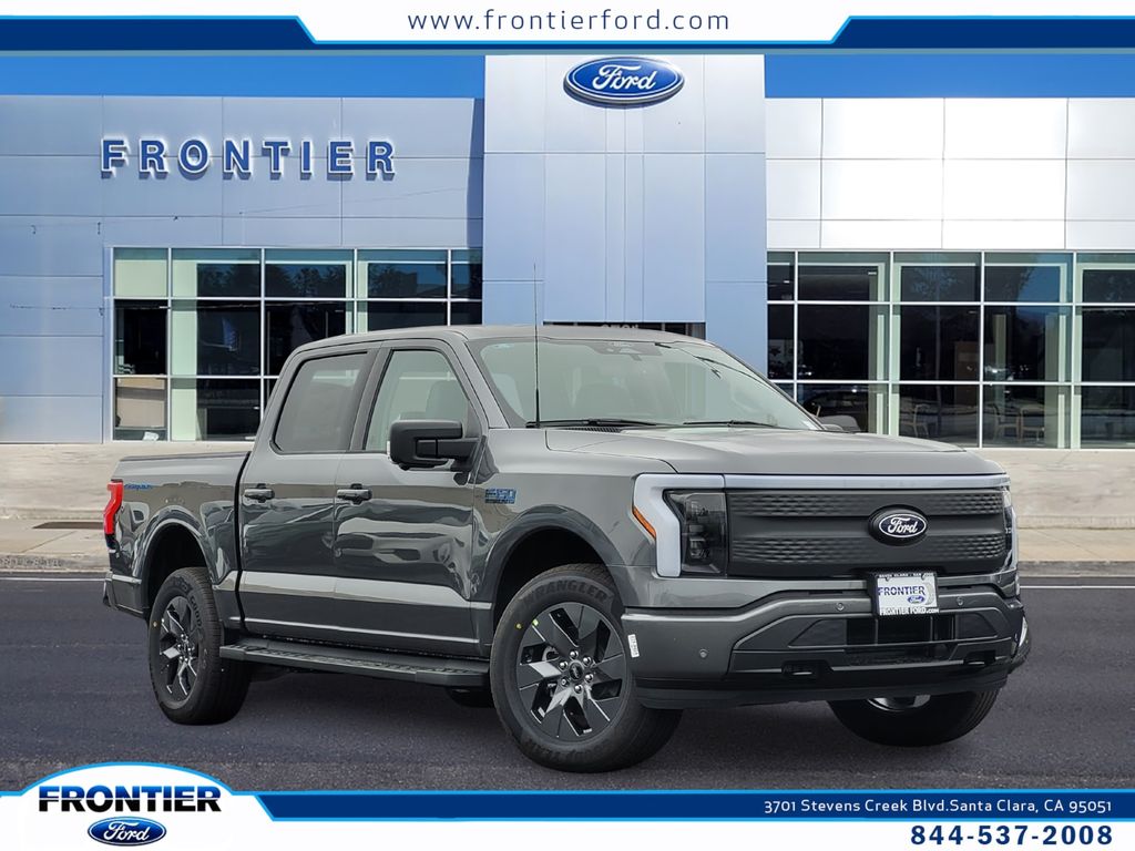 2025 Ford F-150 Lightning Flash's photo