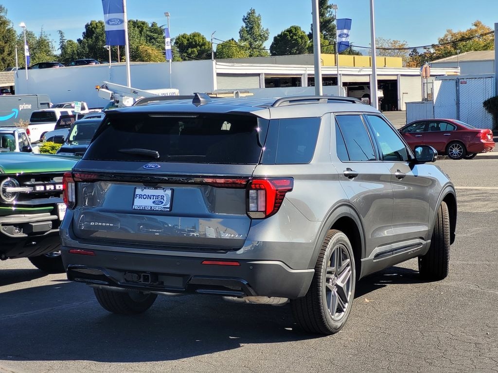 New 2025 Ford Explorer ST-Line SUV