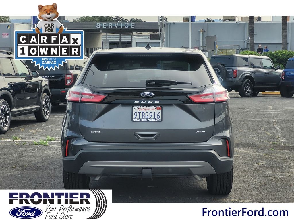 2024 Ford Edge SEL photo 5